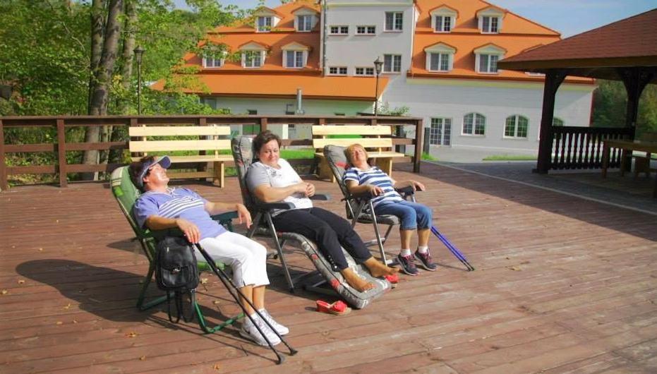 Dwor Maria Antonina Hotell Strzyżów Exteriör bild