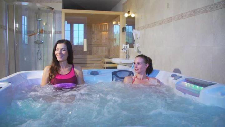 Dwor Maria Antonina Hotell Strzyżów Exteriör bild